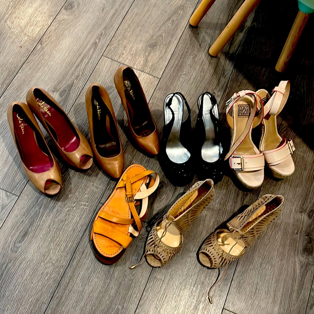 Lot of size ten shoes